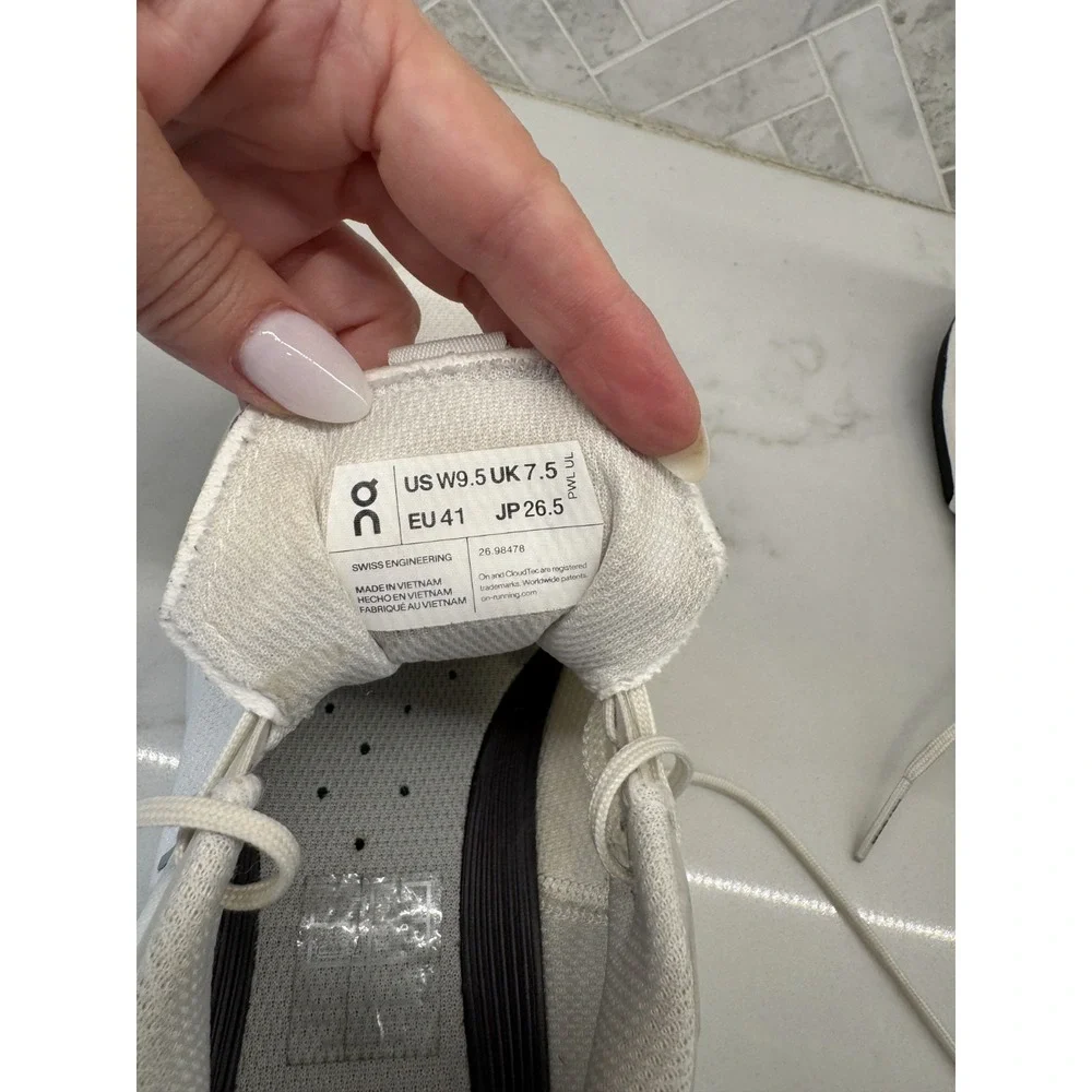 On Running Cloudnova Form Sneakers Shoes Womens Size 9.5 White Athletic Lace Up